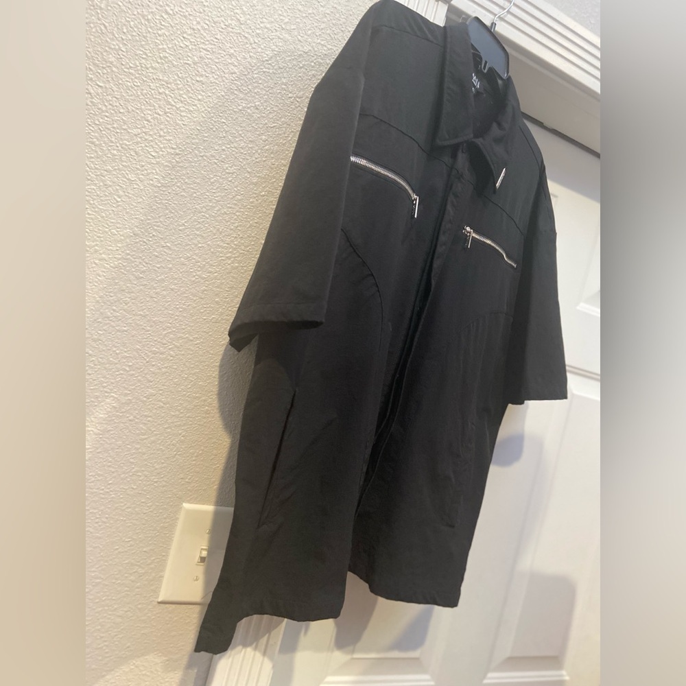 boohoo MAN~Men’s~Black~Oversized~Short Sleeve~Button Down~Shirt~Pockets~Size XLT